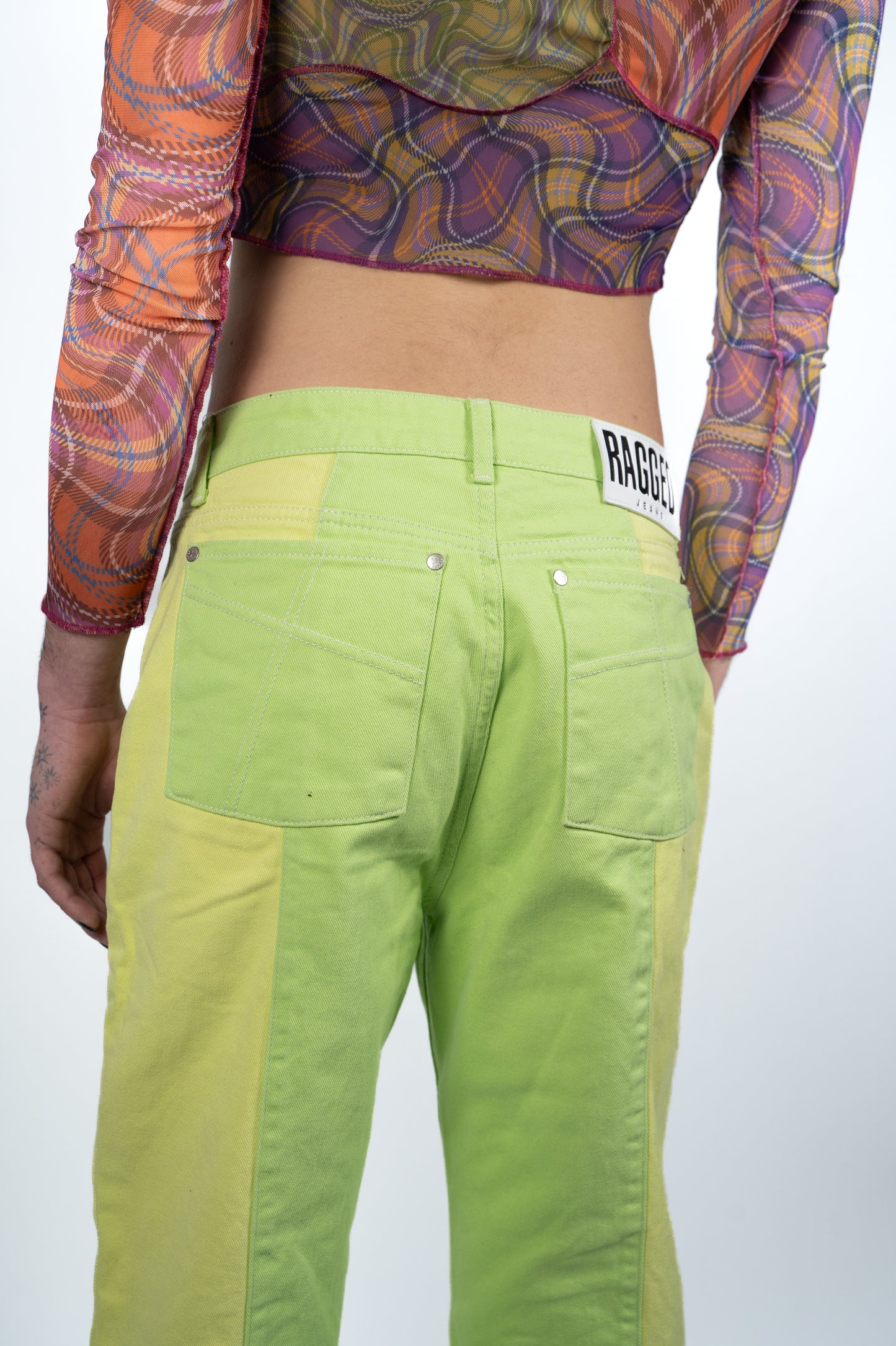 Duotone Cut-Out Jeans